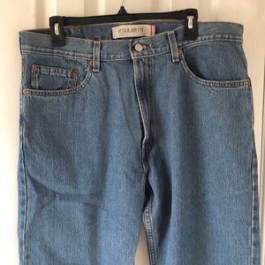 Levi’s - barely ever worn! Excellent condition!
